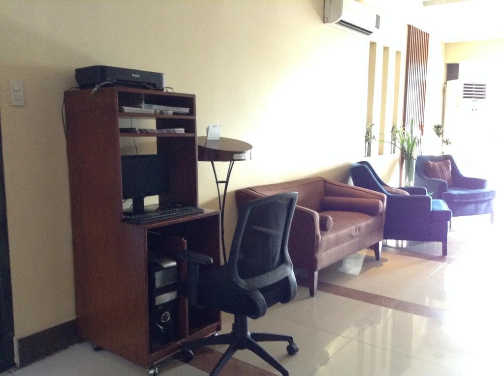 Fersal Hotel Kalayaan, Quezon City Exteriér fotografie